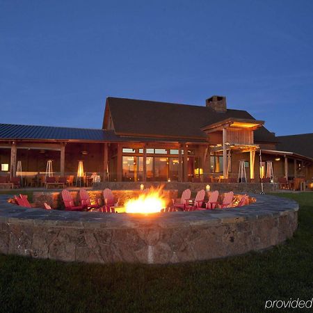 Отель Brasada Ranch Powell Butte Экстерьер фото