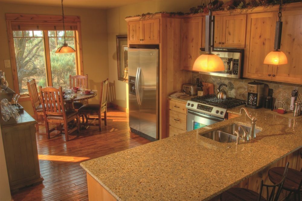 Отель Brasada Ranch Powell Butte Экстерьер фото